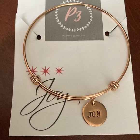 14k Gold Filled Bangle w/ Hand Stamped Charm - Picture 2 of 3